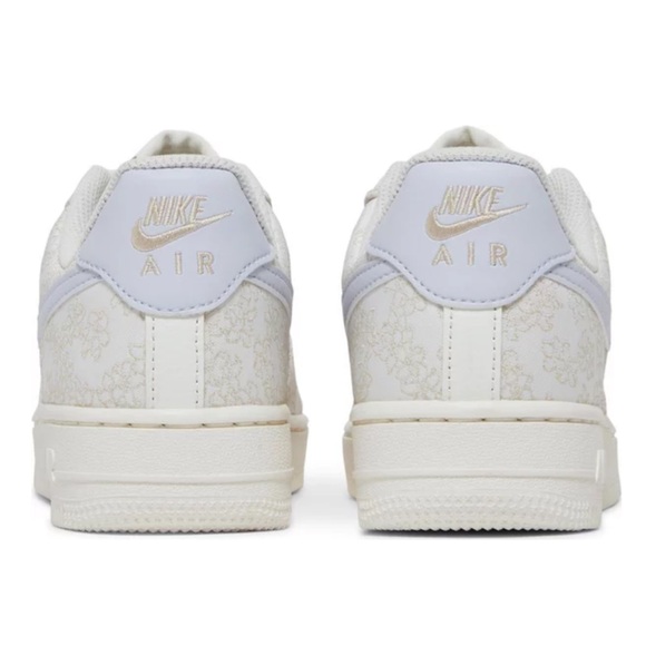 🌸 Nike Air Force 1 '07 SE Jacquard 'Floral Embroidery' DR6402-900 Women’s 8.5 - Picture 4 of 13